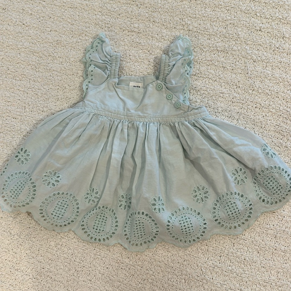 Baby Gap dress 6-12 months
